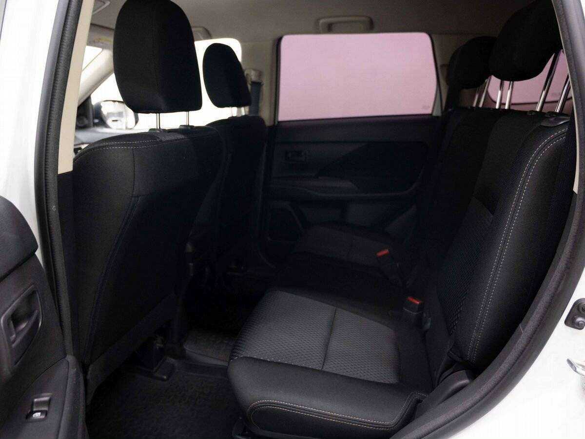 Купить Mitsubishi Outlander, 2017, 152 152 км, фото №9