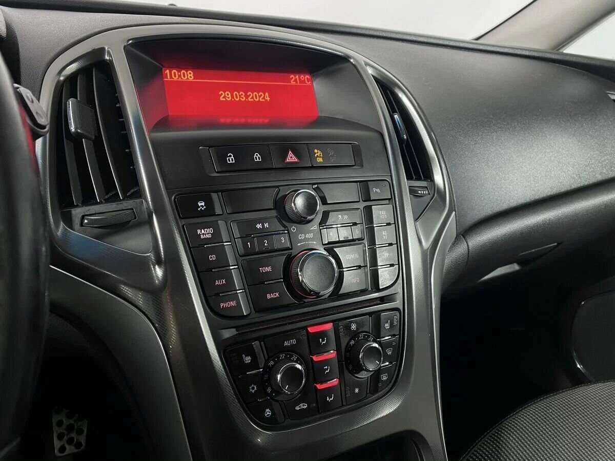 Купить Opel Astra, 2012, 188 000 км, фото №14