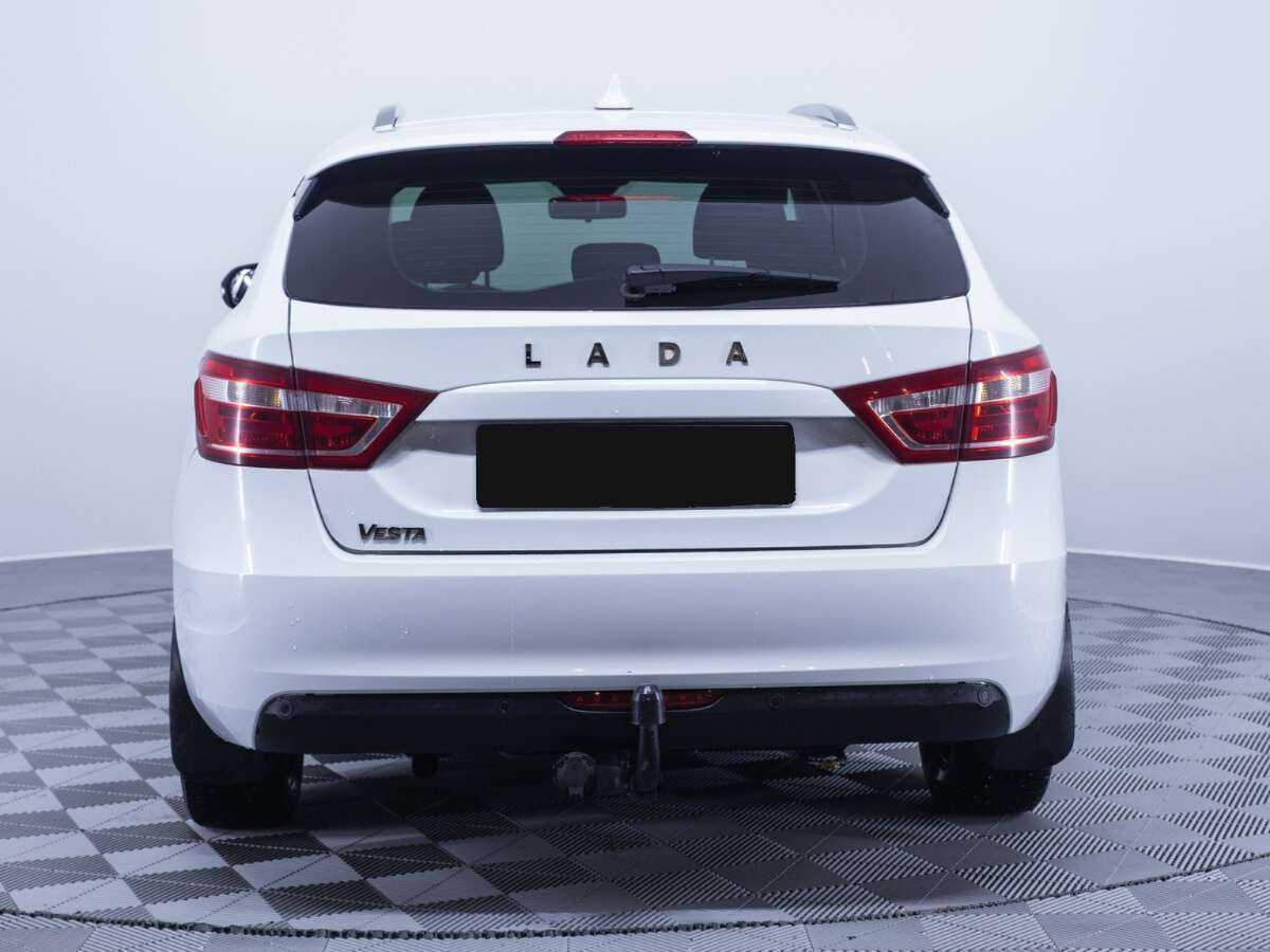 Купить Lada (ВАЗ) Vesta SW, 2018, 109 089 км, фото №6