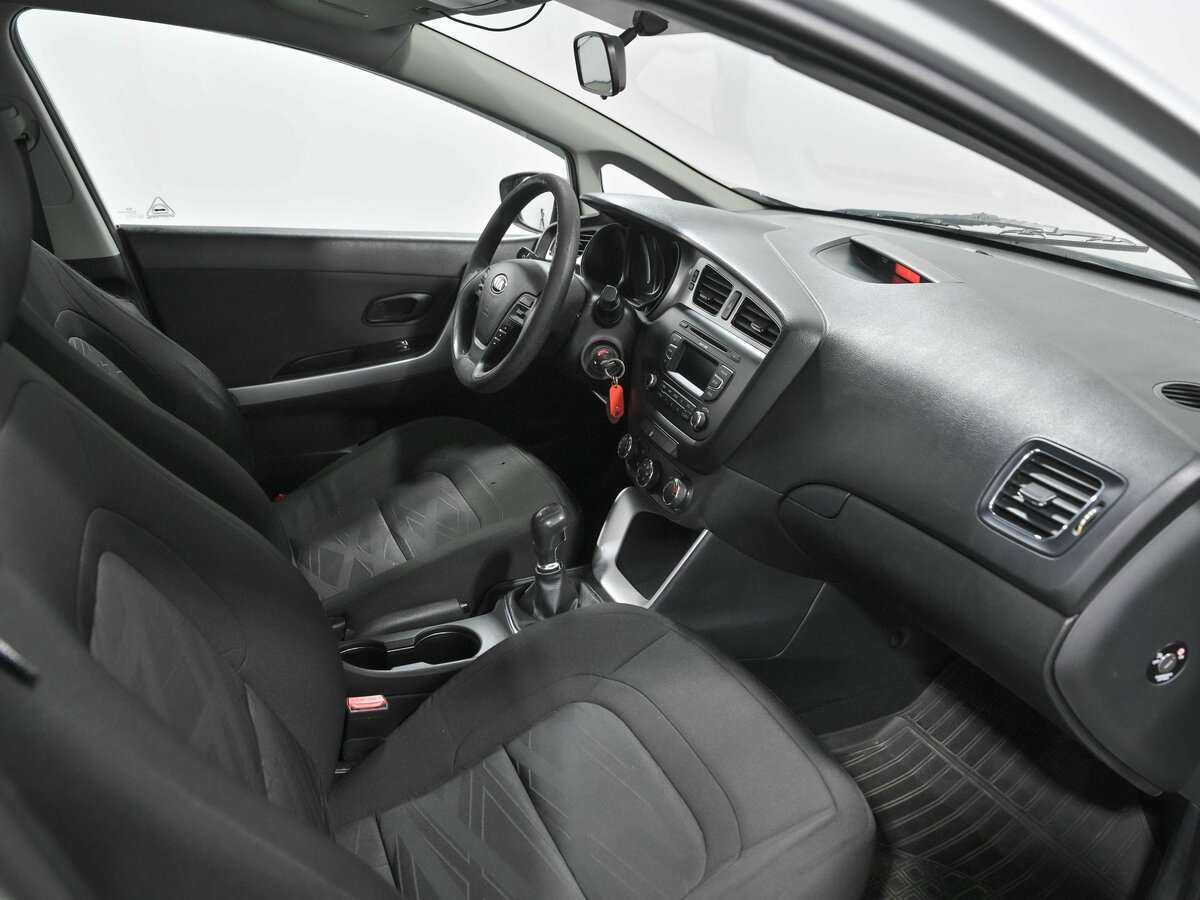 Купить Kia Ceed, 2012, 177 598 км, фото №13