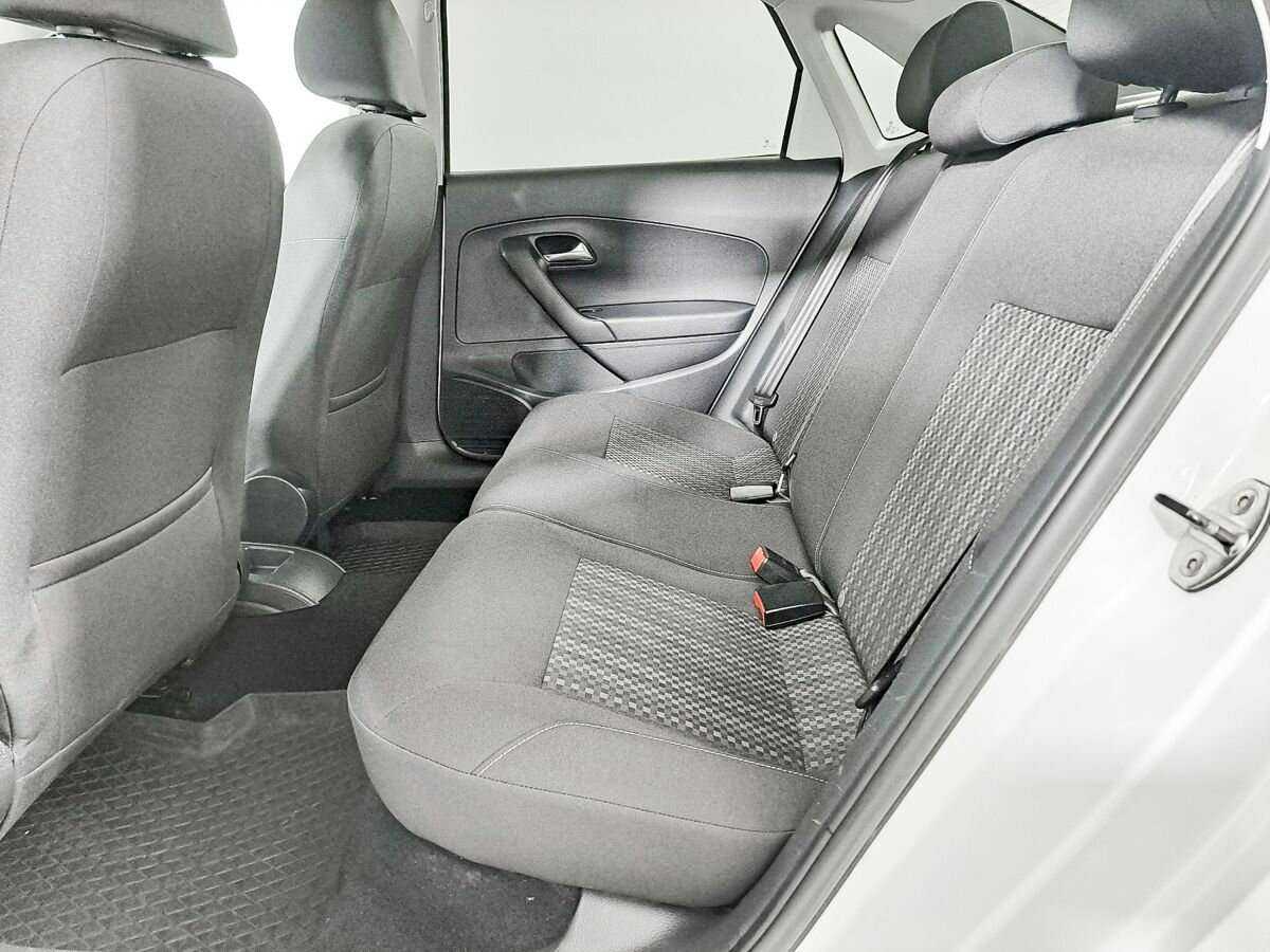 Купить Volkswagen Polo, 2015, 112 405 км, фото №11