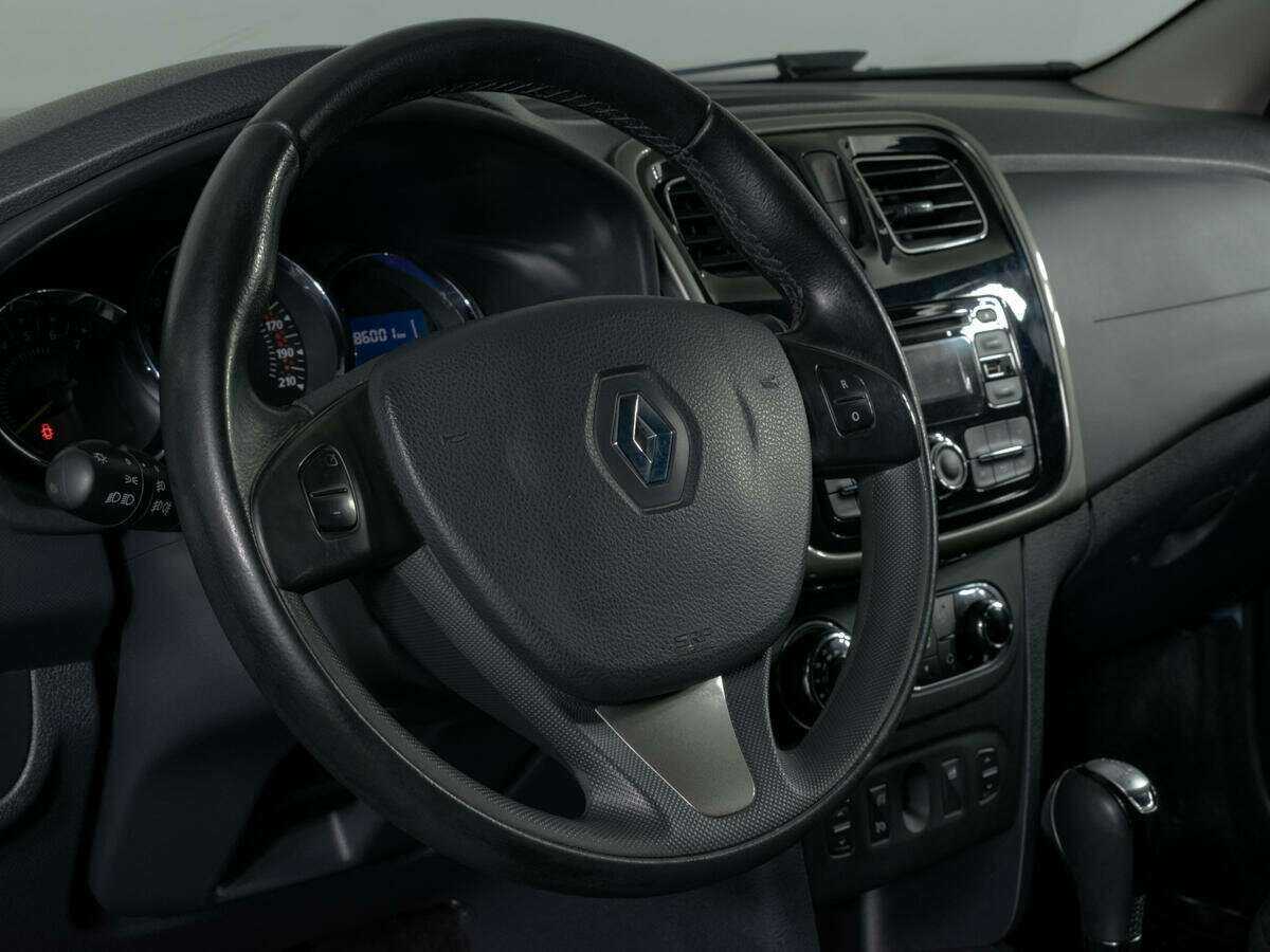 Купить Renault Sandero Stepway, 2017, 86 000 км, фото №12