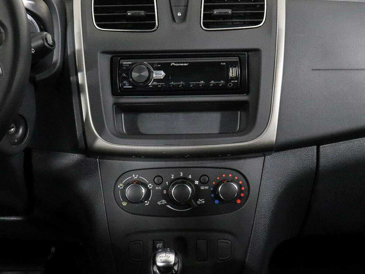 Купить Renault Sandero, 2018, 48 372 км, фото №11