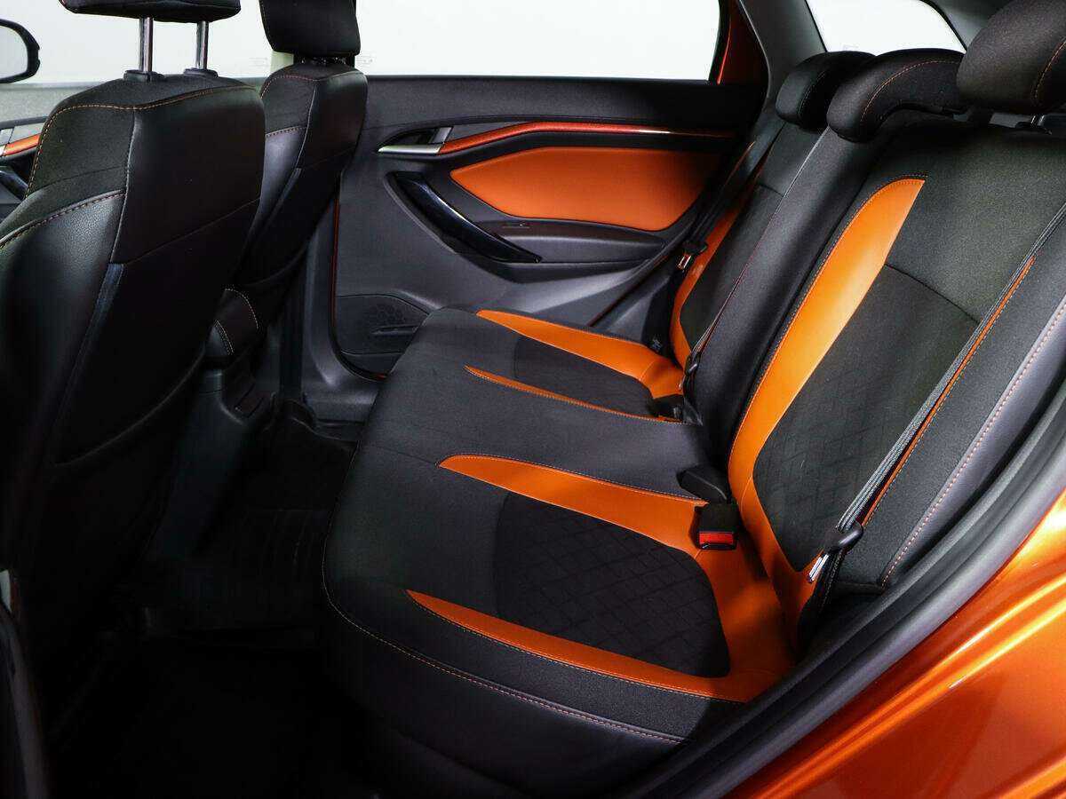 Купить Lada (ВАЗ) Vesta SW Cross, 2019, 62 280 км, фото №10