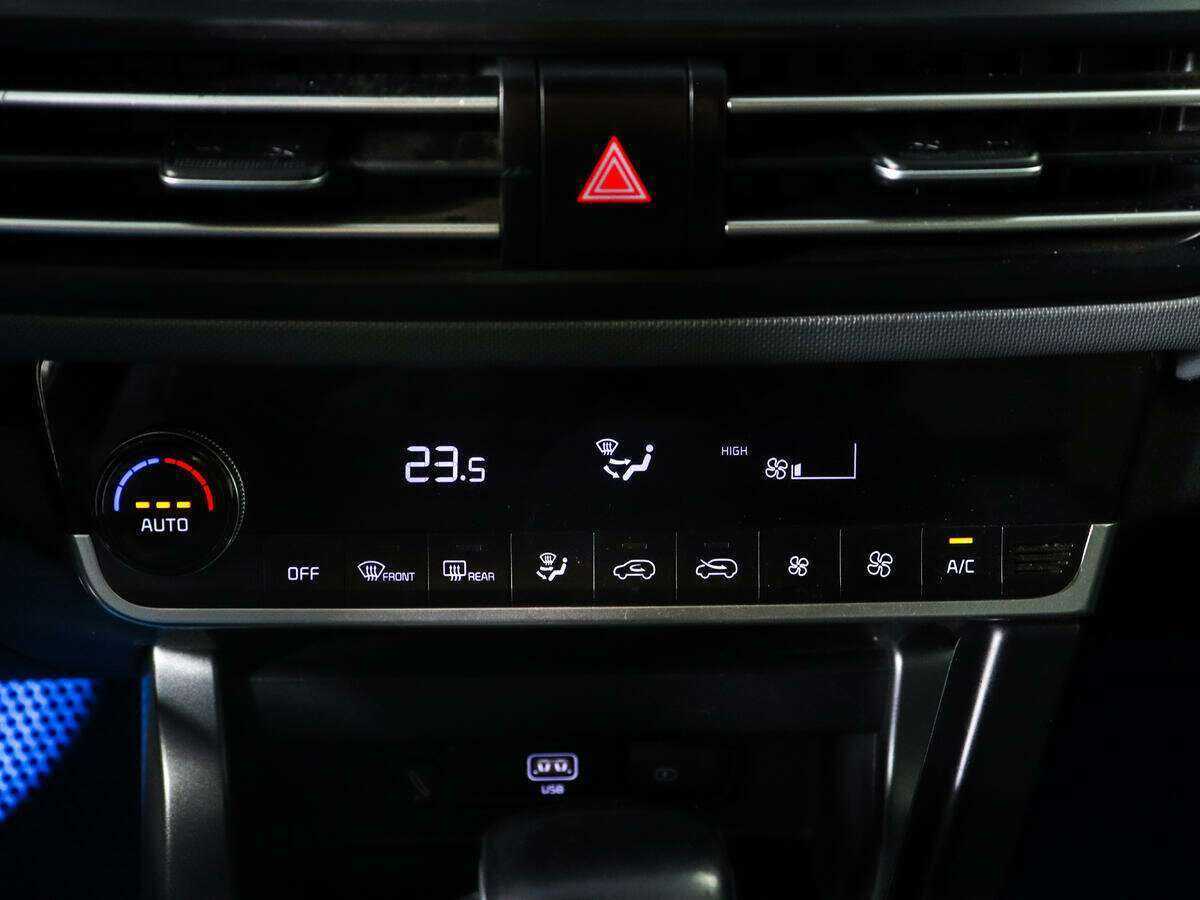 Купить Kia Seltos, 2020, 118 346 км, фото №15