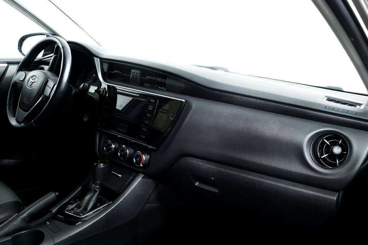 Купить Toyota Corolla, 2017, 63 610 км, фото №9
