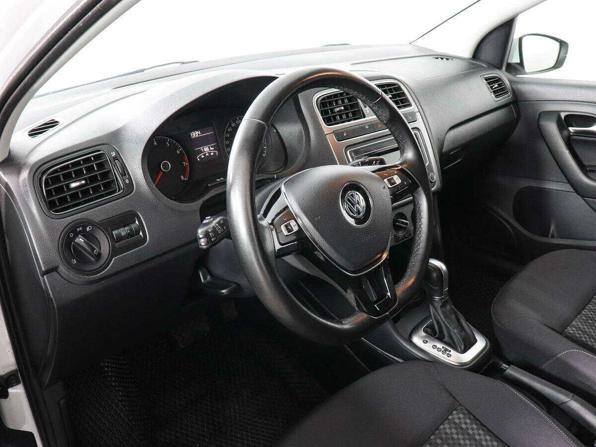 Купить Volkswagen Polo, 2019, 71 859 км, фото №8