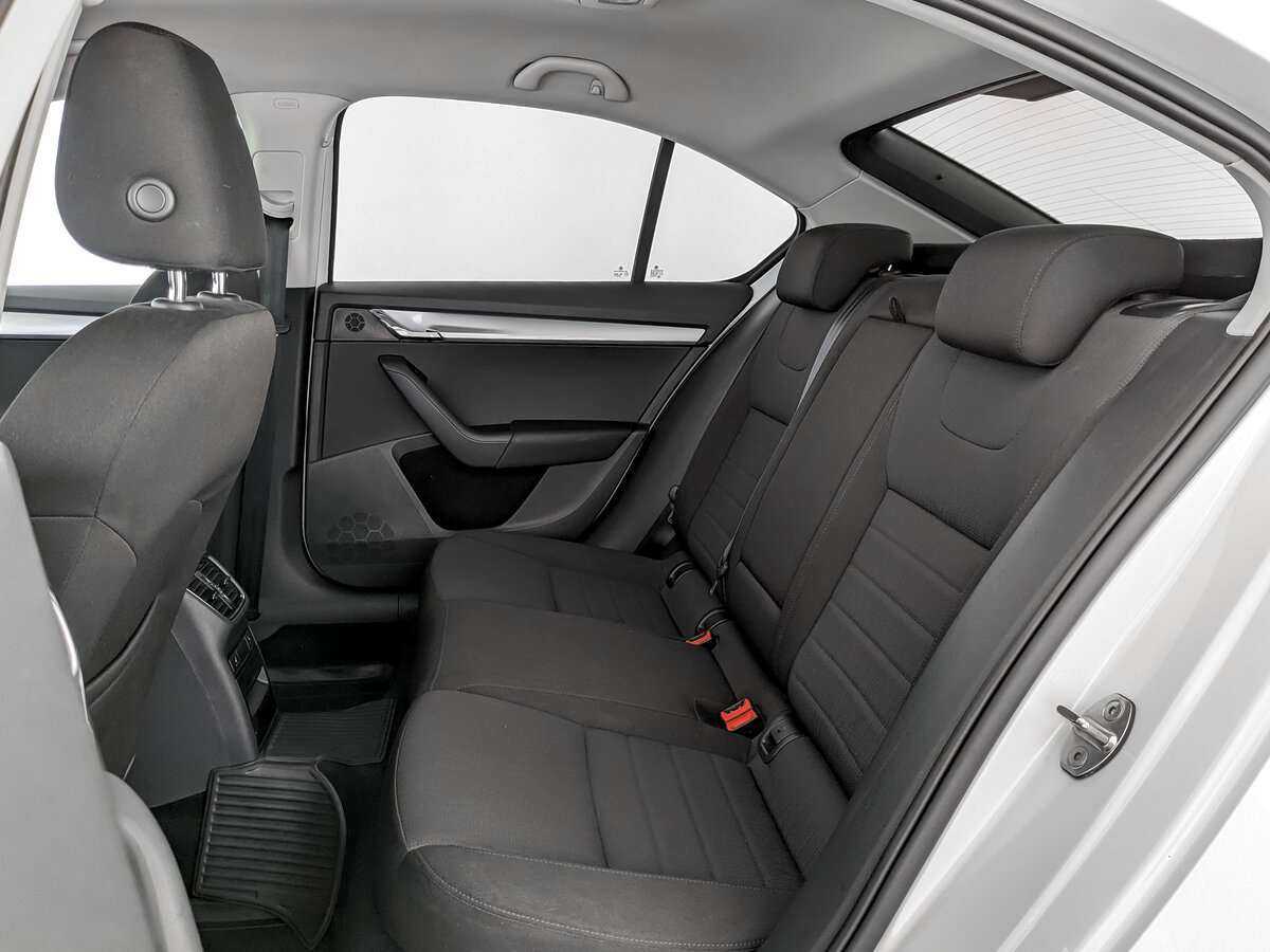 Купить Skoda Octavia, 2016, 141 725 км, фото №9