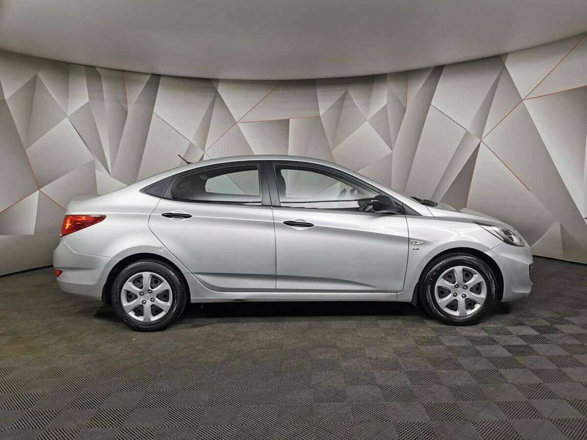 Купить Hyundai Solaris, 2014, 51 765 км, фото №6