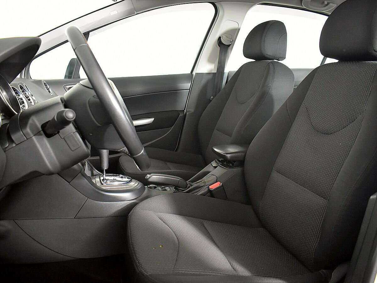 Купить Peugeot 408, 2013, 79 107 км, фото №8