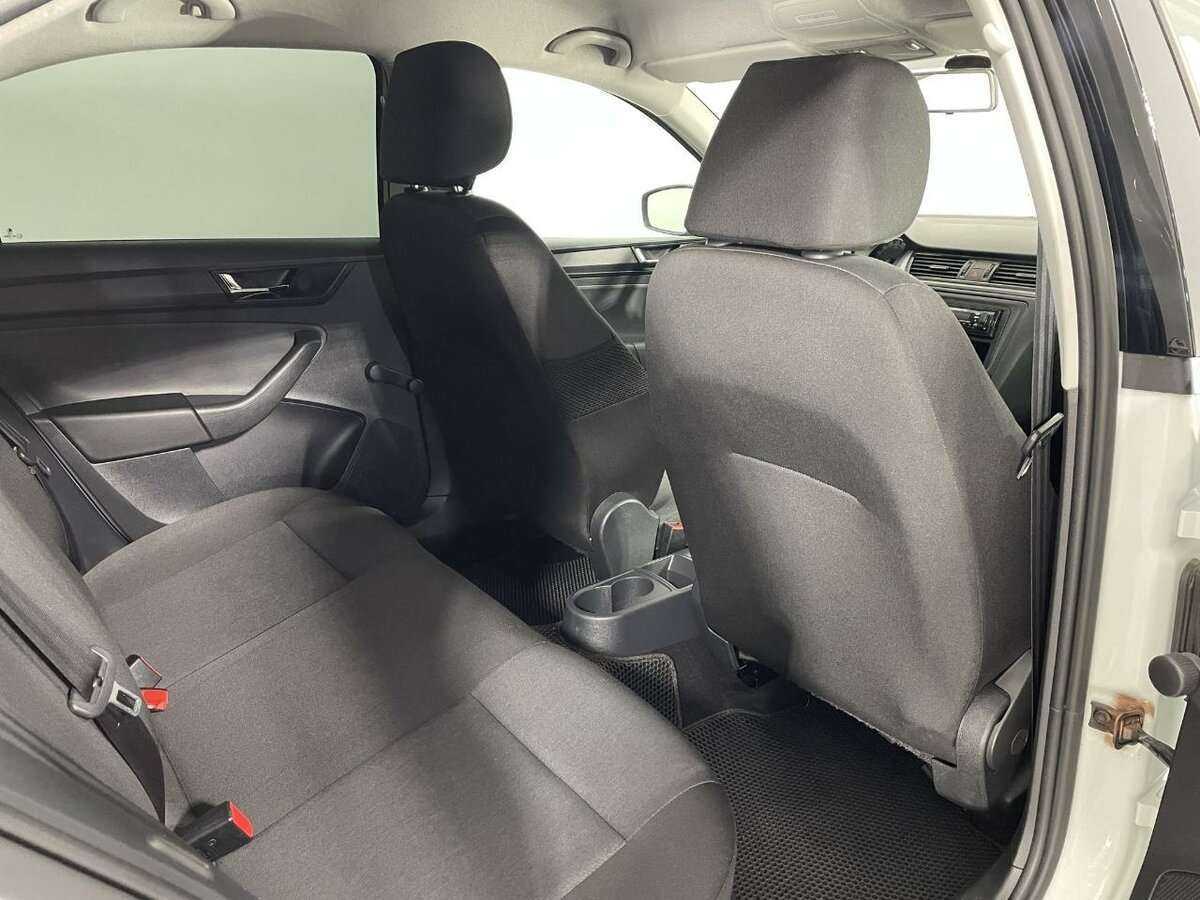 Купить Skoda Rapid, 2019, 102 000 км, фото №17