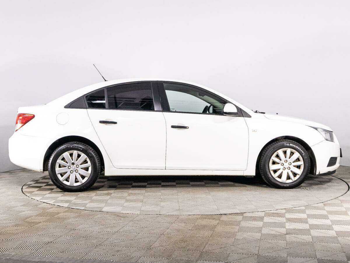 Купить Chevrolet Cruze, 2012, 194 510 км, фото №4