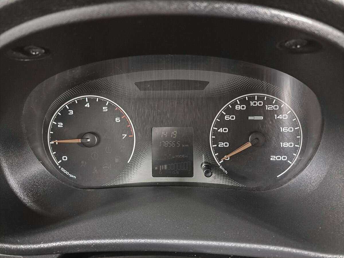 Купить Lada (ВАЗ) Granta, 2017, 178 514 км, фото №11