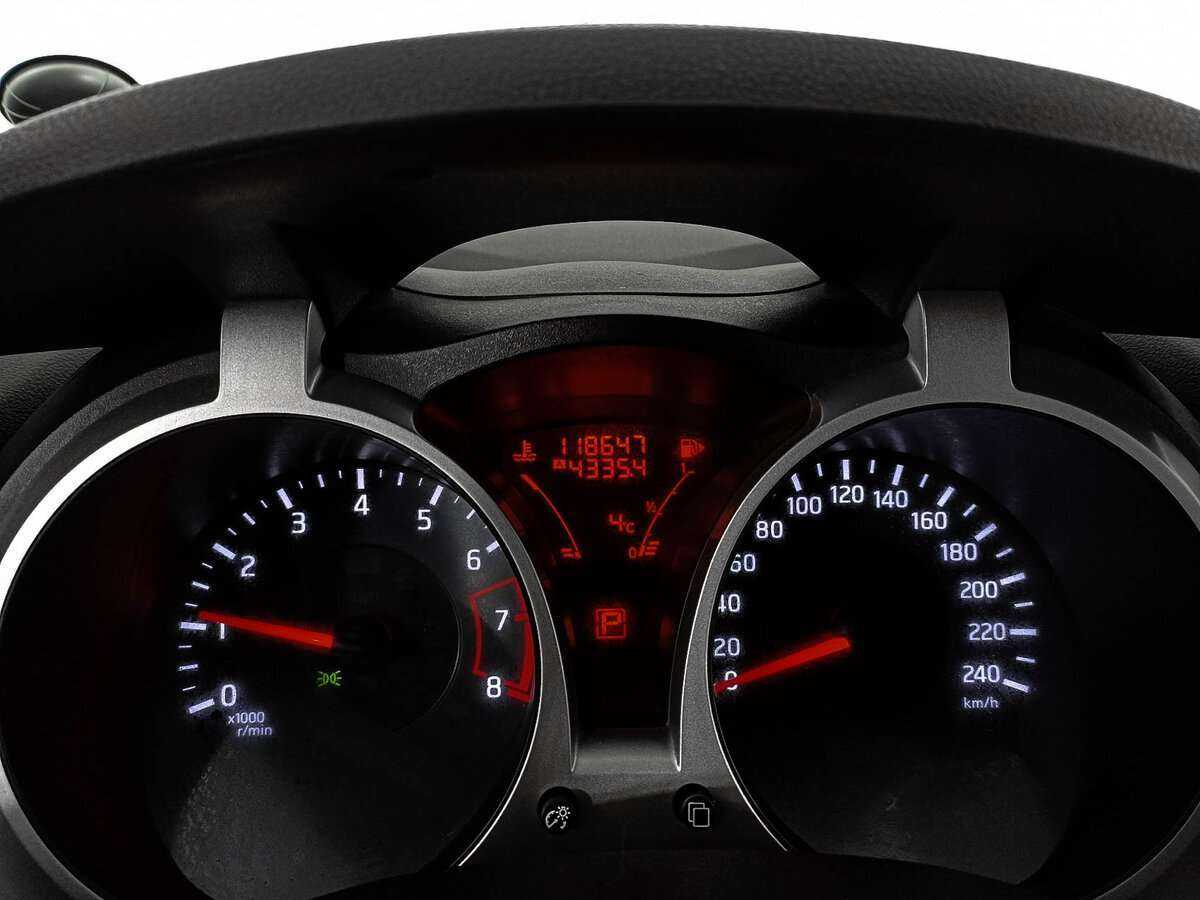 Купить Nissan Juke, 2012, 118 618 км, фото №9