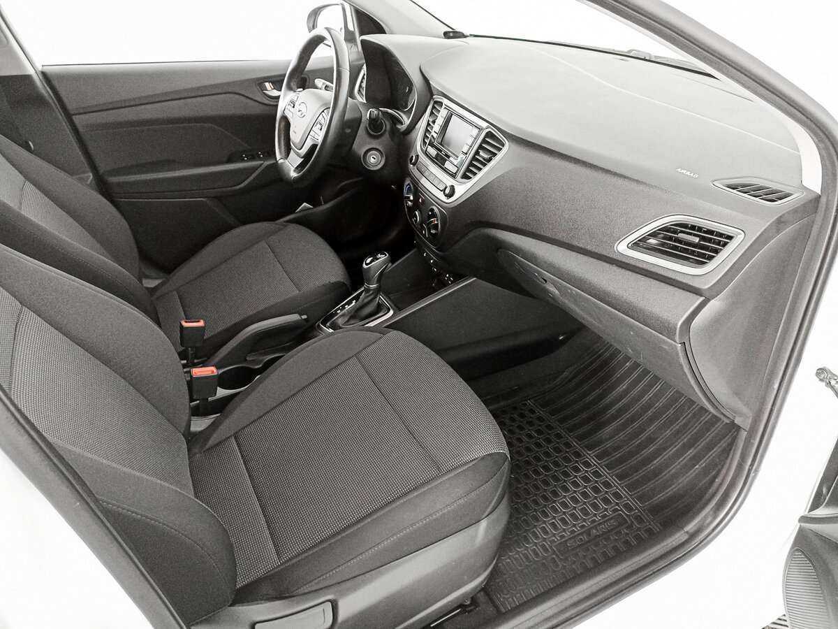 Купить Hyundai Solaris, 2017, 48 102 км, фото №11