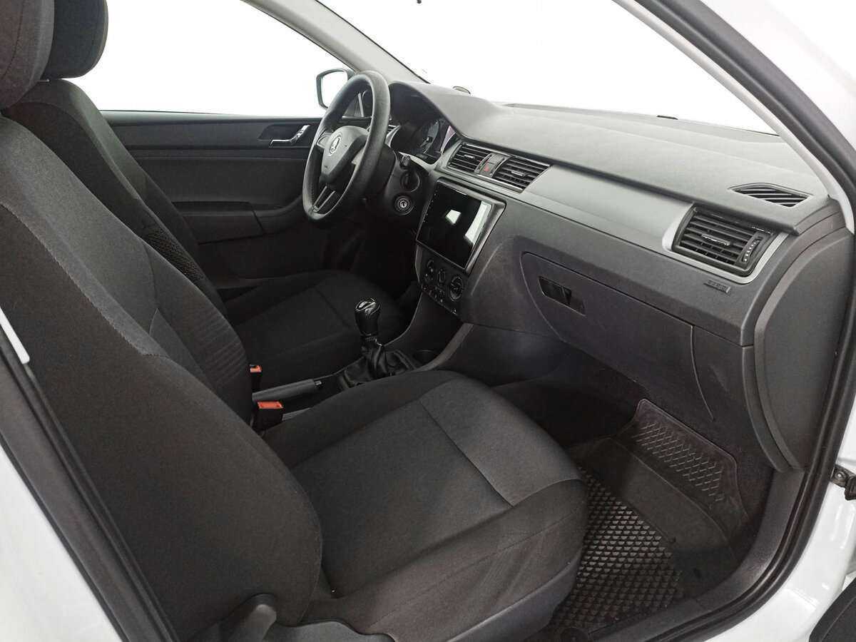 Купить Skoda Rapid, 2017, 104 863 км, фото №11