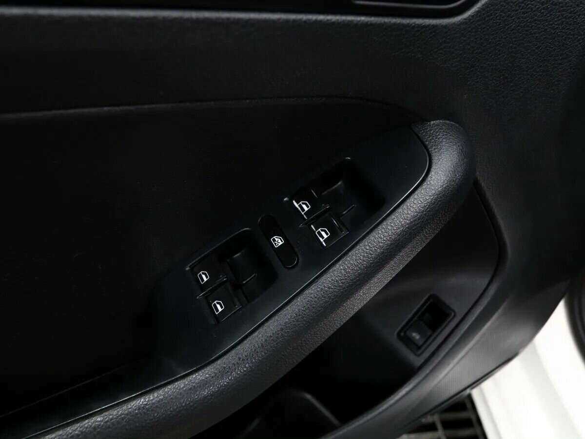 Купить Volkswagen Jetta, 2013, 180 000 км, фото №16