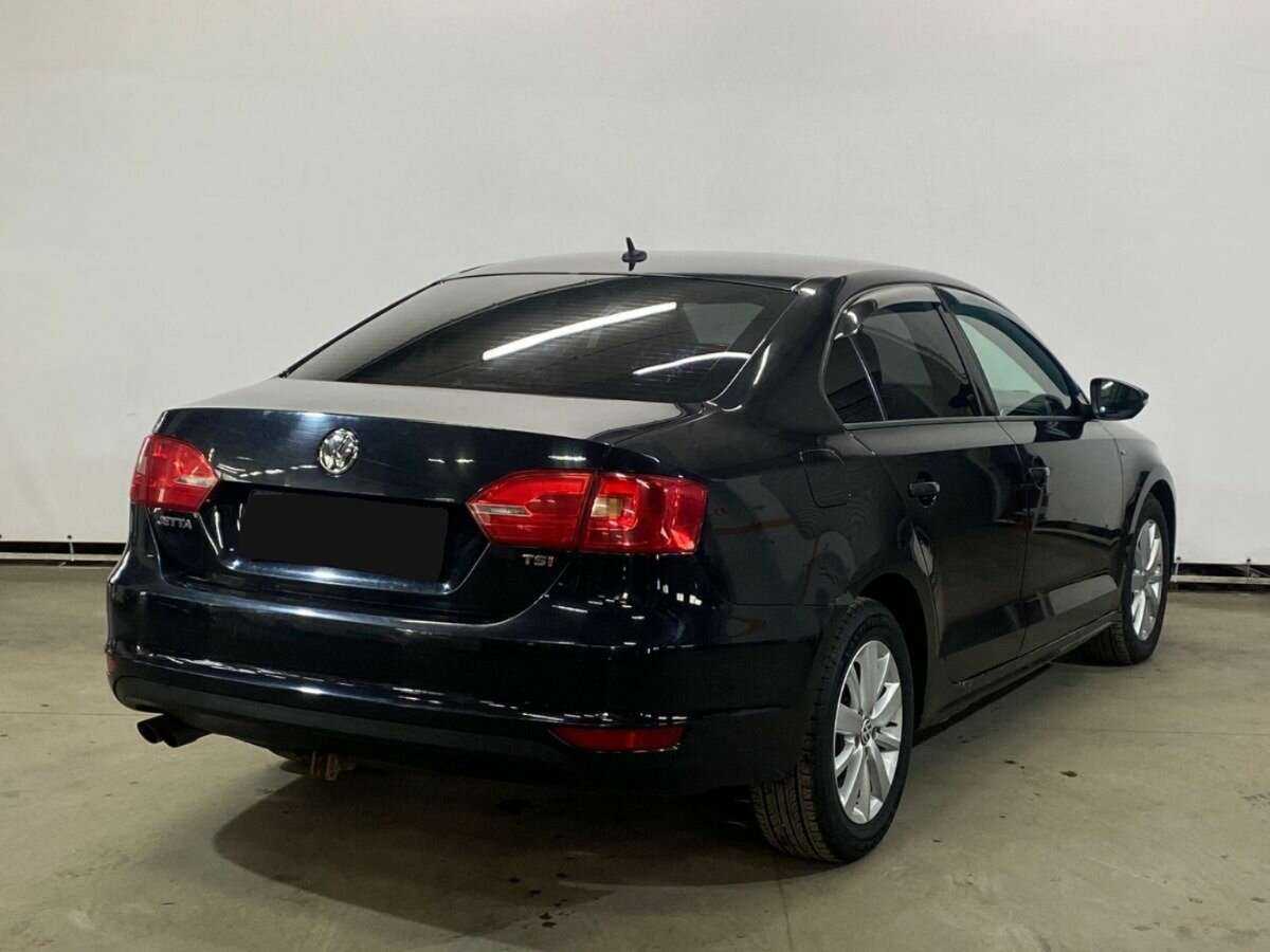 Купить Volkswagen Jetta, 2013, 125 800 км, фото №5