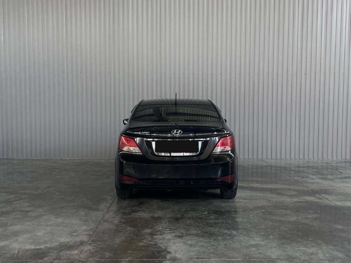 Купить Hyundai Solaris, 2016, 157 979 км, фото №6