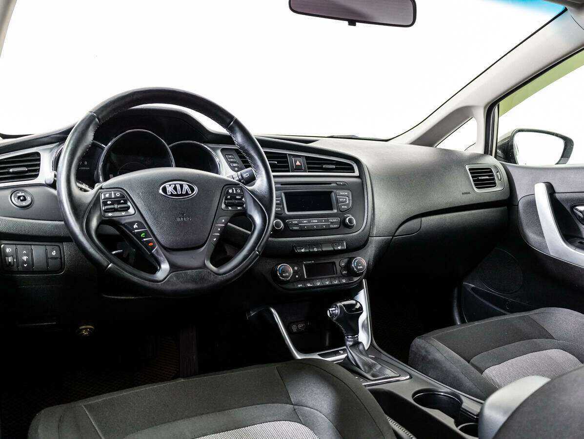 Купить Kia Ceed, 2015, 130 452 км, фото №11