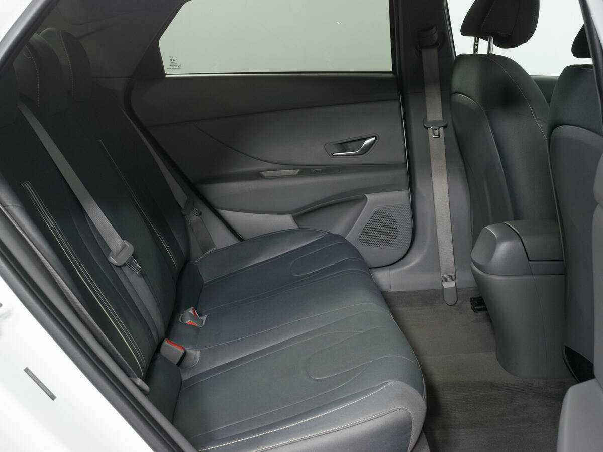 Купить Hyundai Elantra, 2021, 43 721 км, фото №12