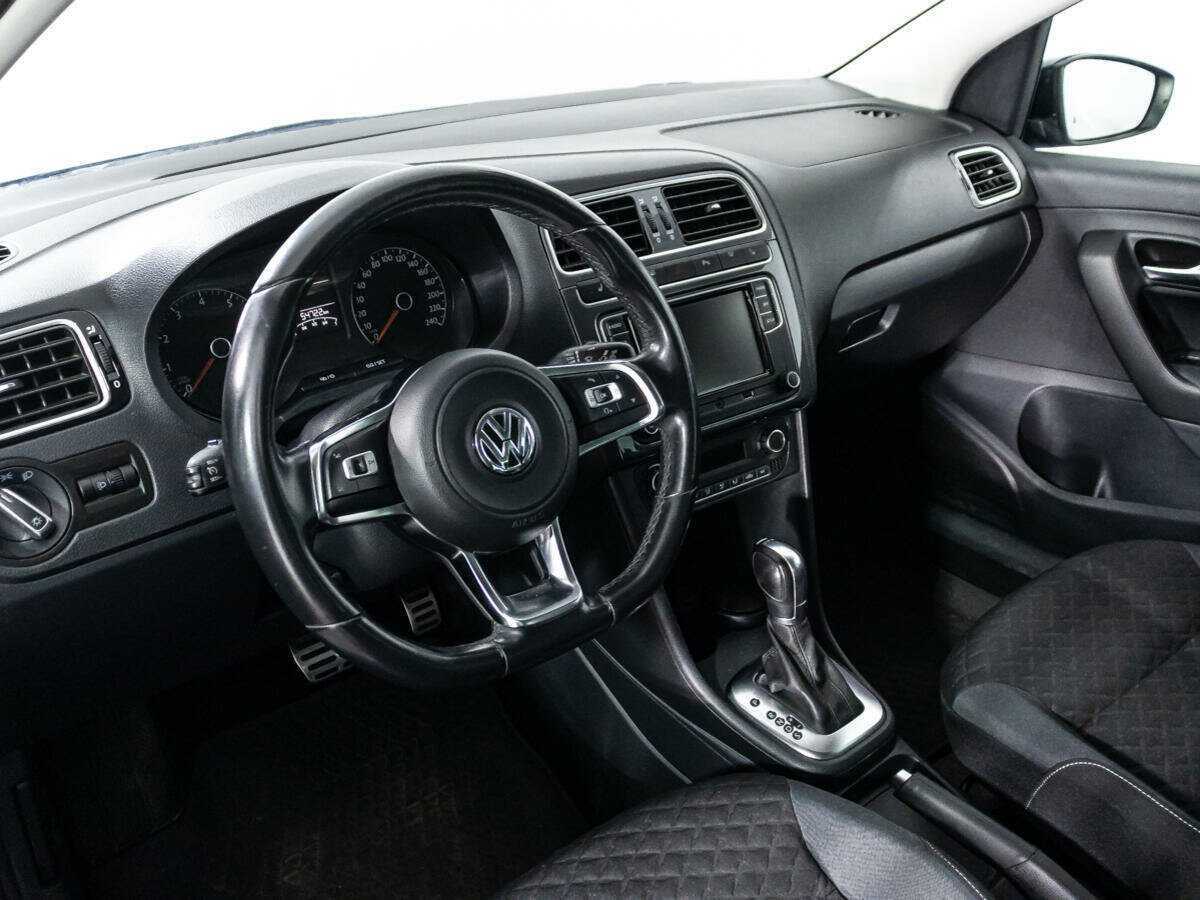 Купить Volkswagen Polo, 2018, 54 721 км, фото №11