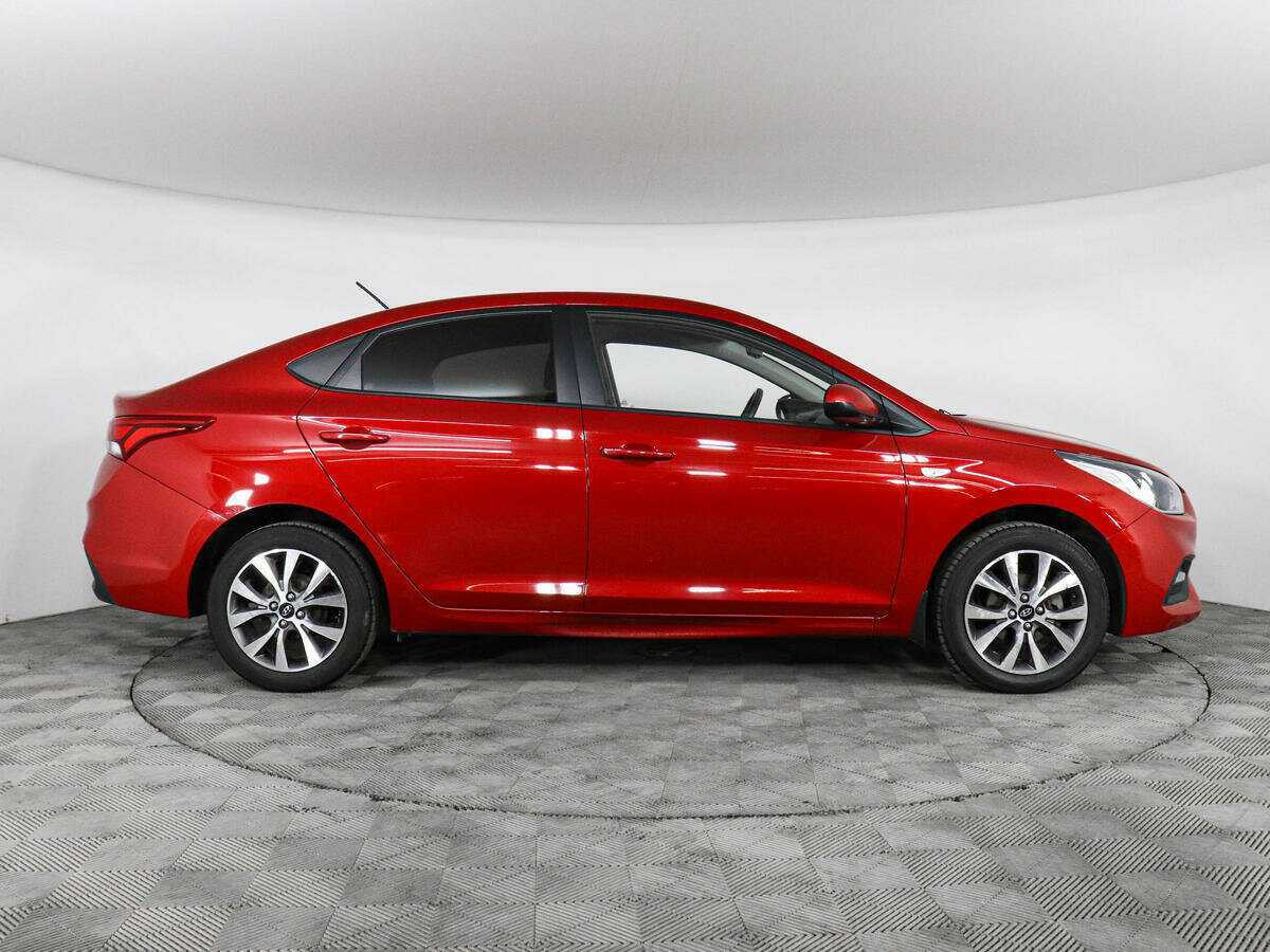 Купить Hyundai Solaris, 2019, 49 381 км, фото №4