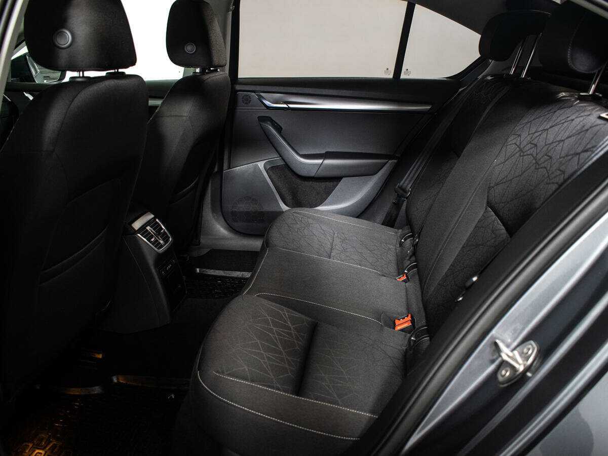 Купить Skoda Octavia, 2018, 127 297 км, фото №10