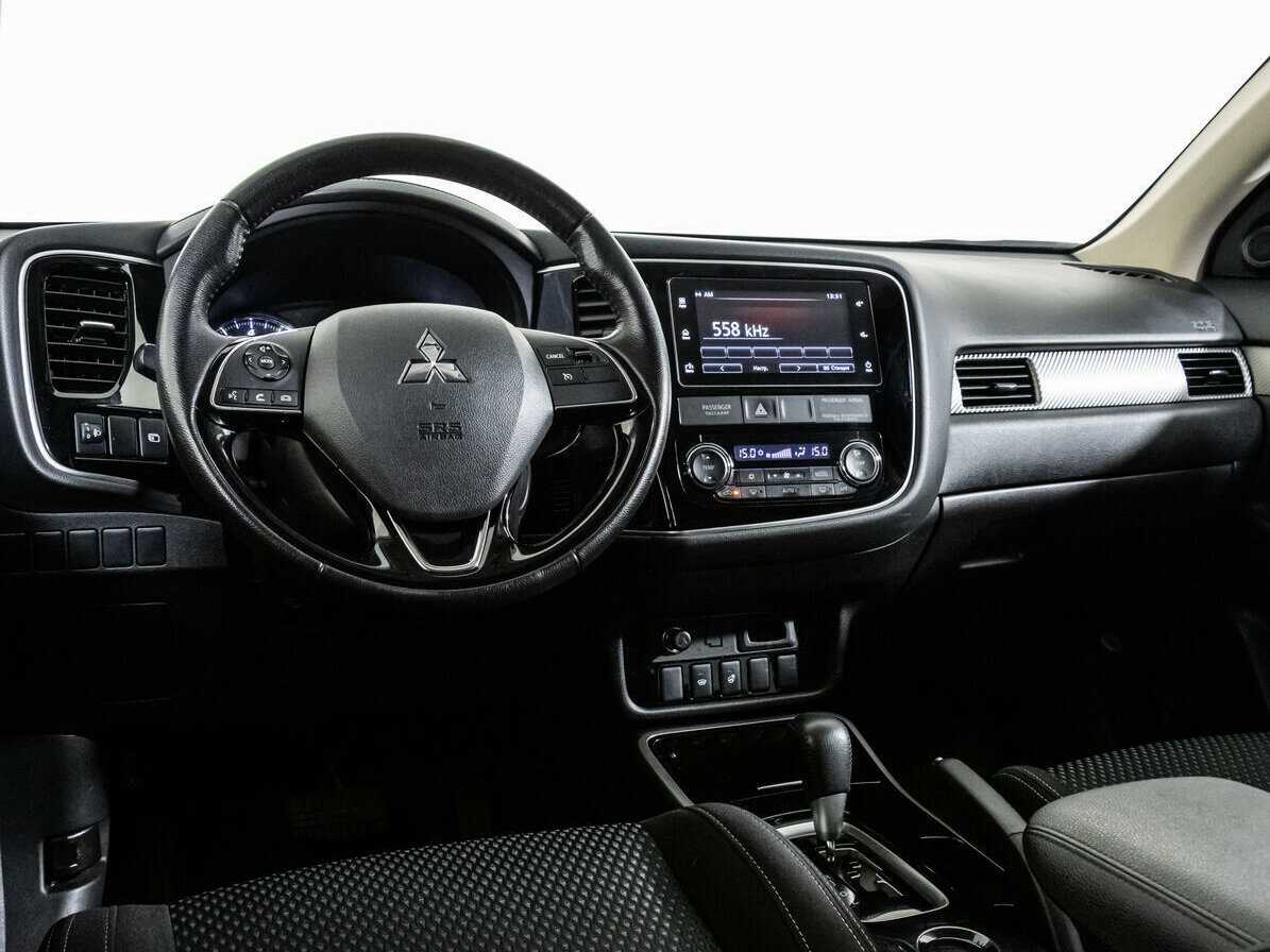 Купить Mitsubishi Outlander, 2018, 120 491 км, фото №11