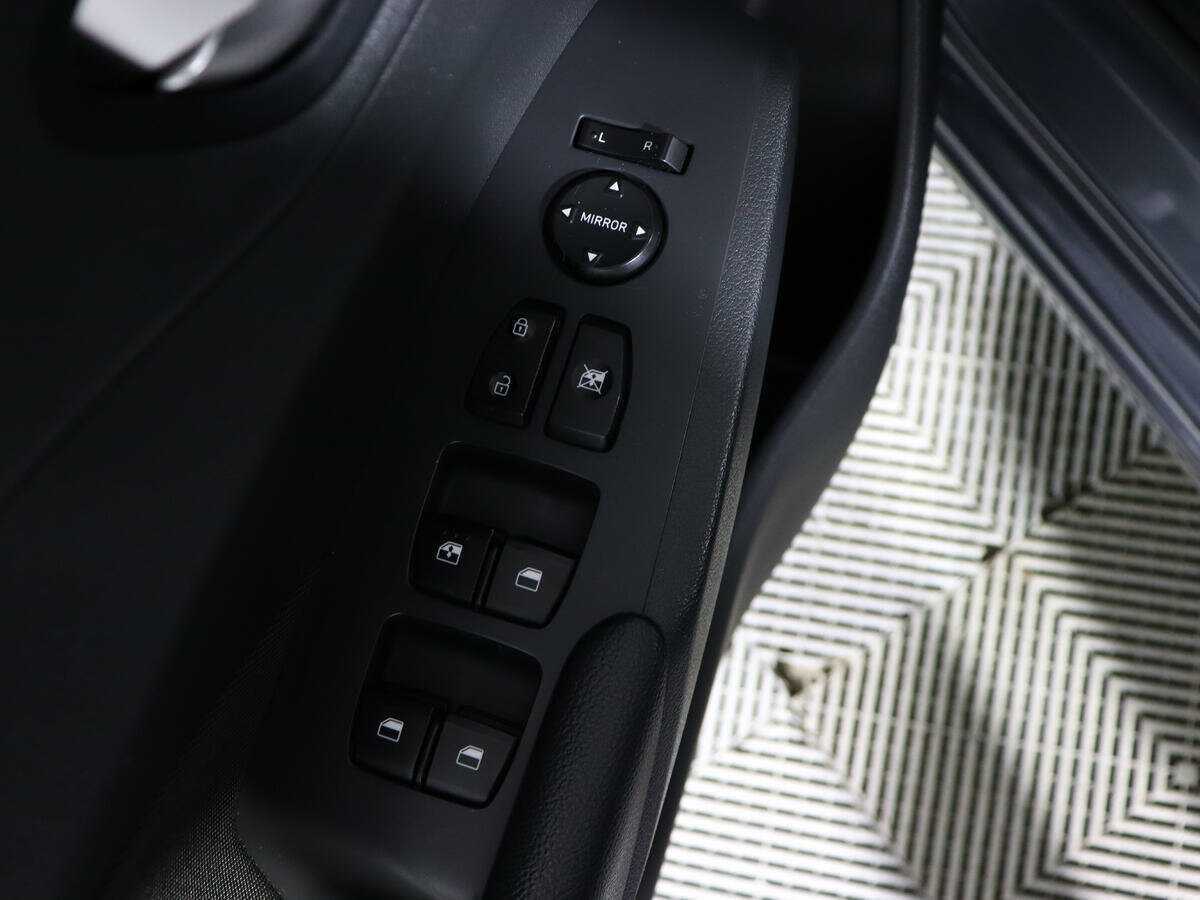 Купить Hyundai Solaris, 2021, 36 600 км, фото №13