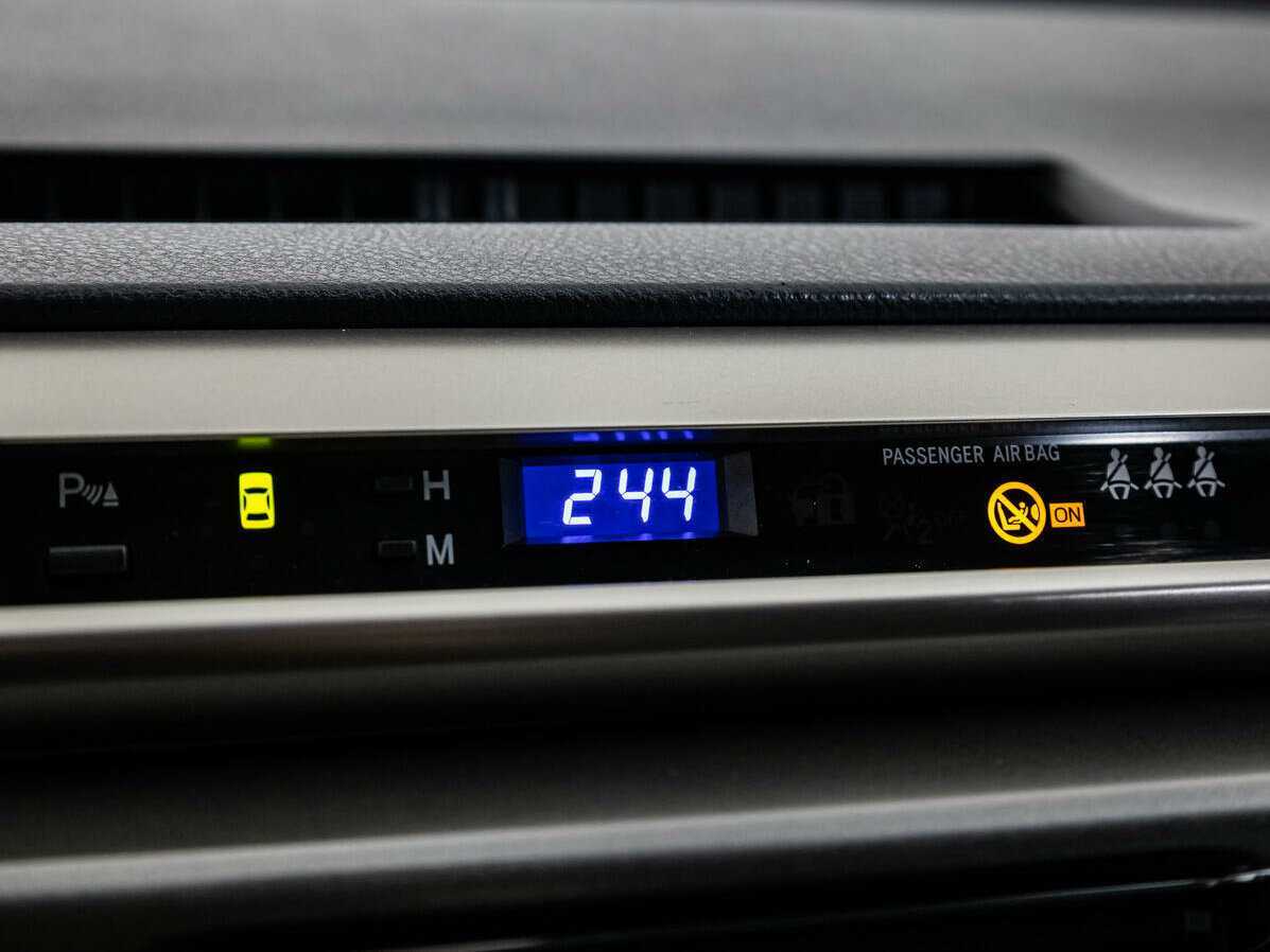 Купить Toyota RAV4, 2012, 121 797 км, фото №9