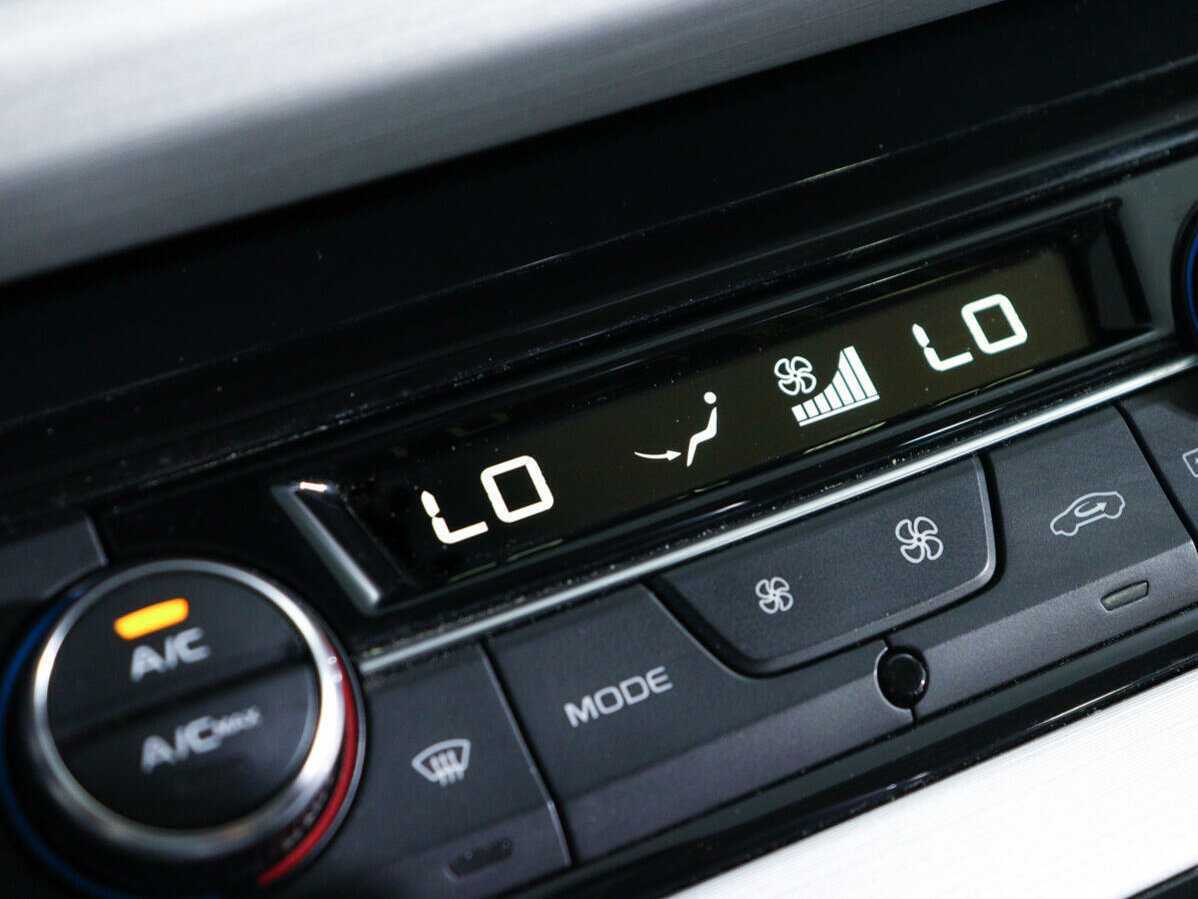 Купить Geely Atlas, 2019, 88 877 км, фото №18