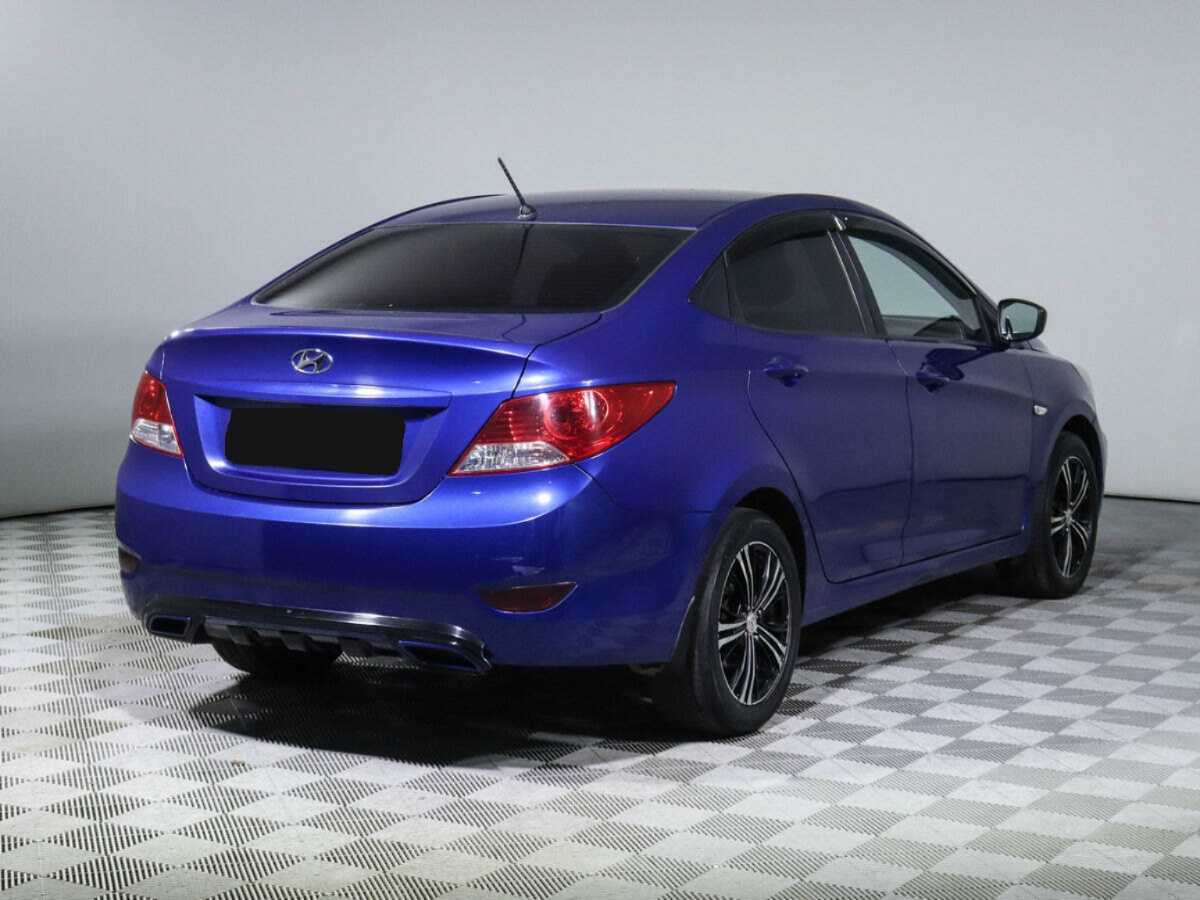 Купить Hyundai Solaris, 2013, 219 486 км, фото №4