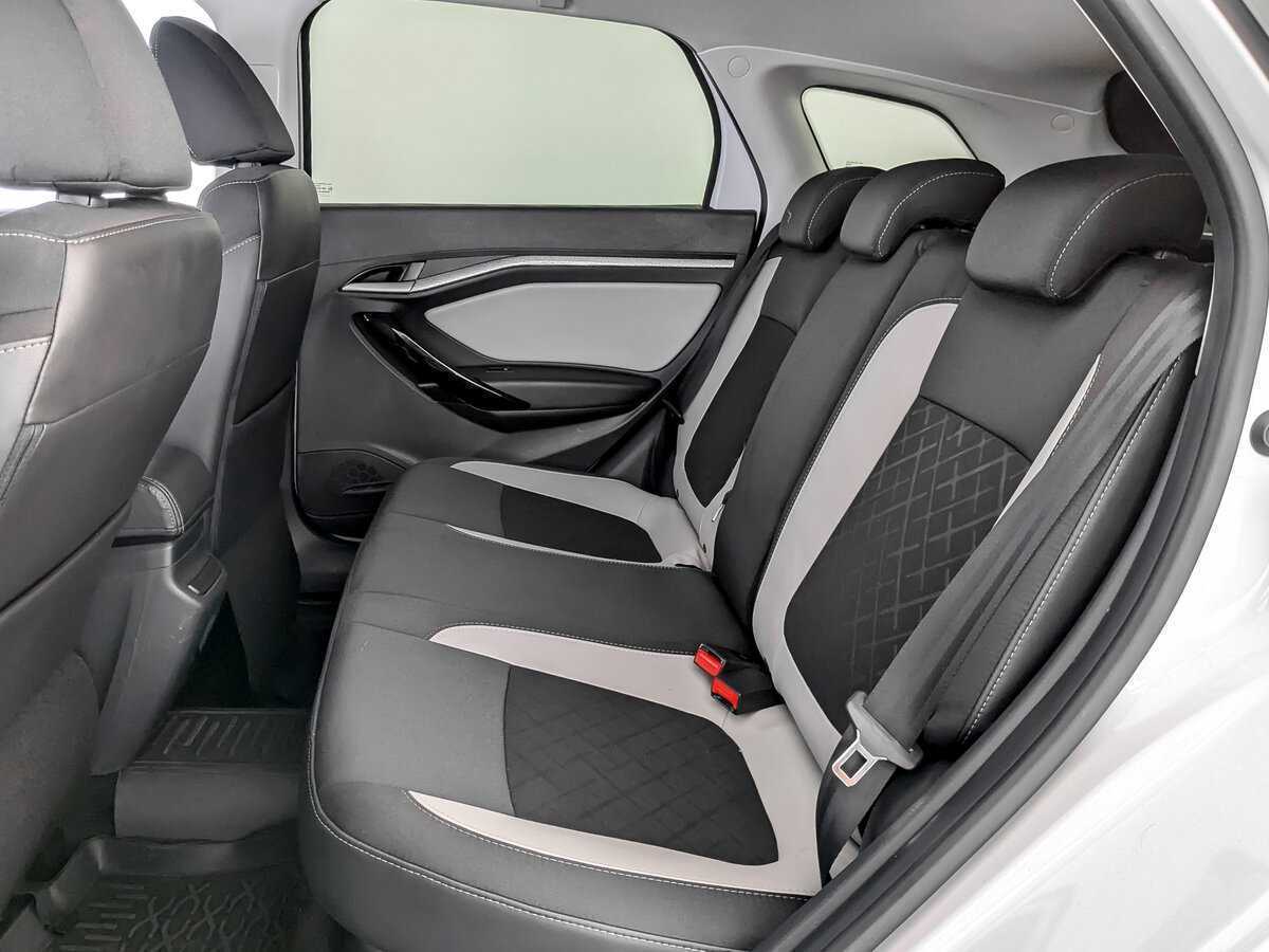 Купить Lada (ВАЗ) Vesta SW Cross, 2019, 62 764 км, фото №10