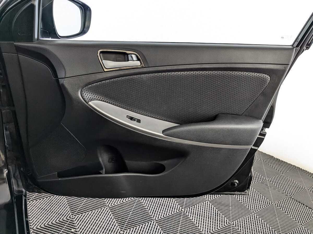 Купить Hyundai Solaris, 2015, 135 125 км, фото №20