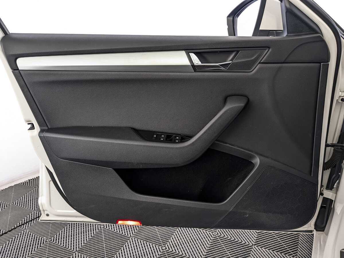 Купить Skoda Superb, 2017, 176 655 км, фото №14