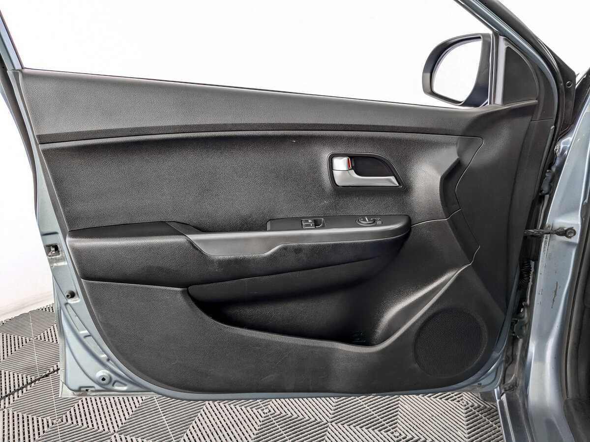 Купить Kia Rio, 2015, 132 369 км, фото №15