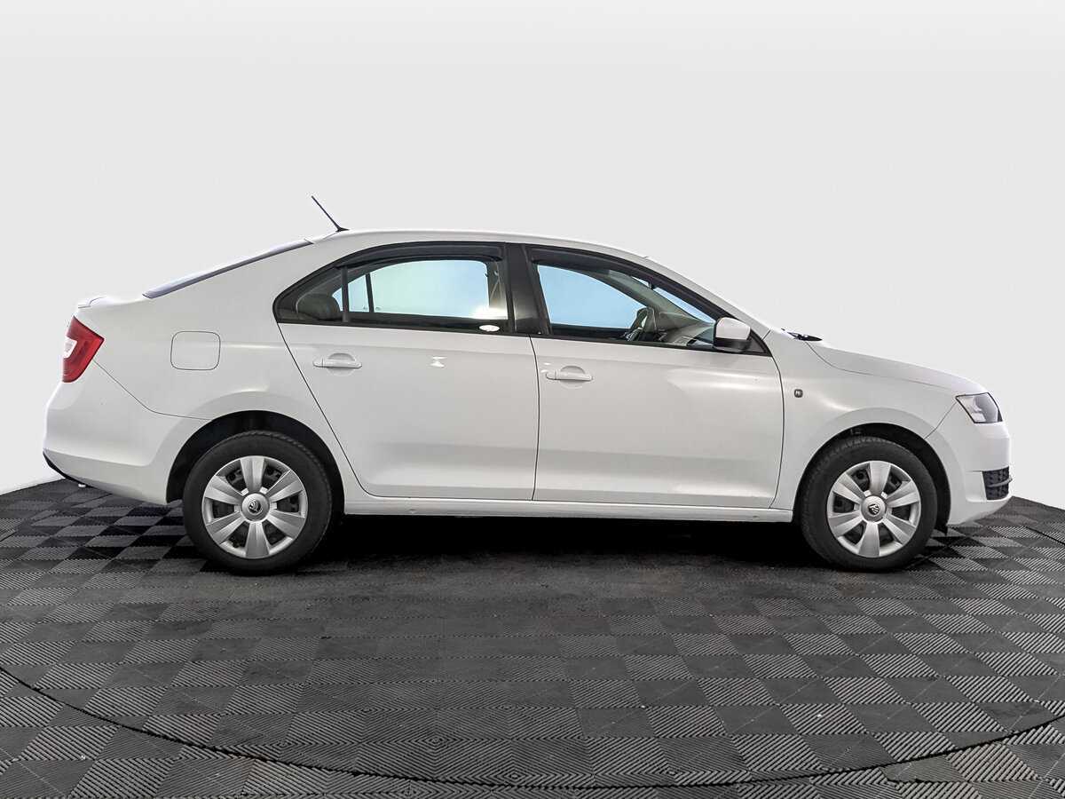 Купить Skoda Rapid, 2015, 177 980 км, фото №4
