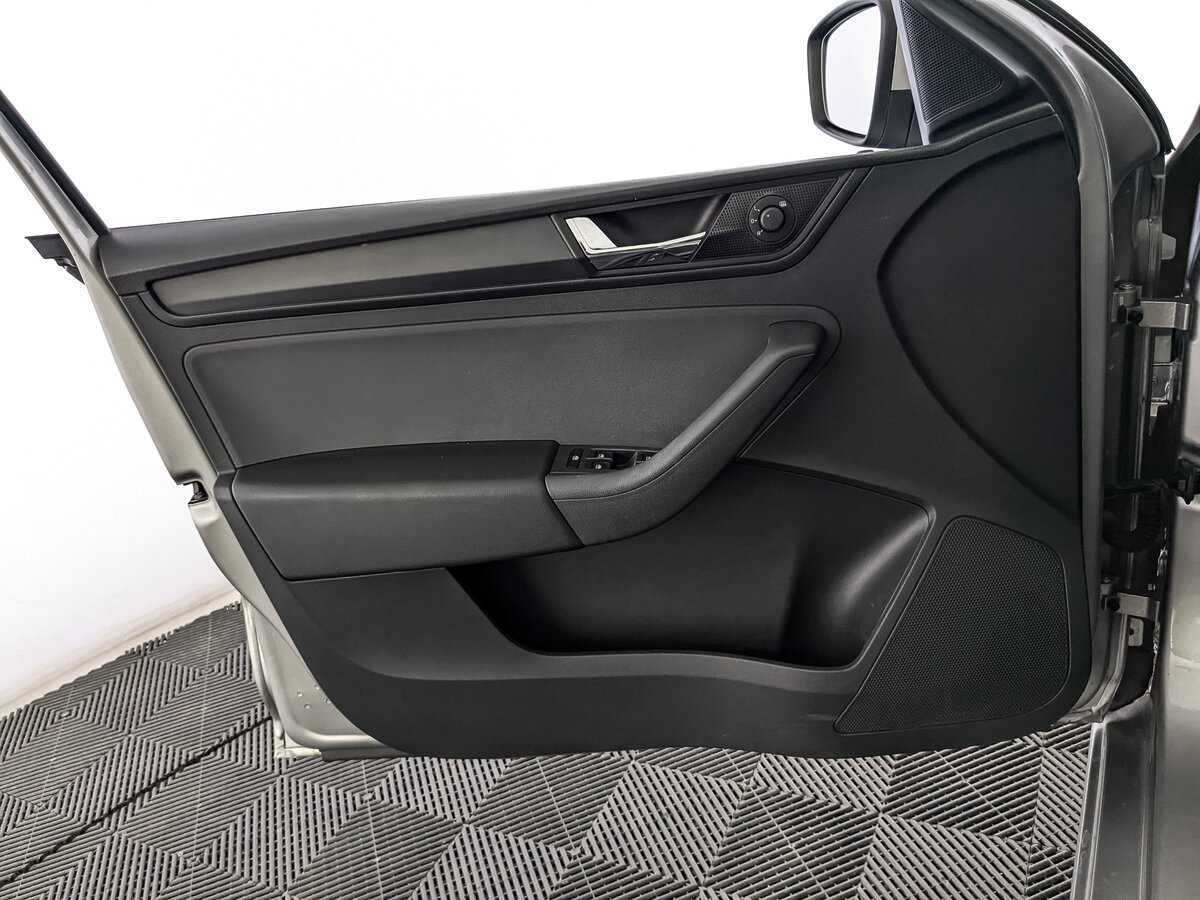 Купить Skoda Rapid, 2020, 72 136 км, фото №15