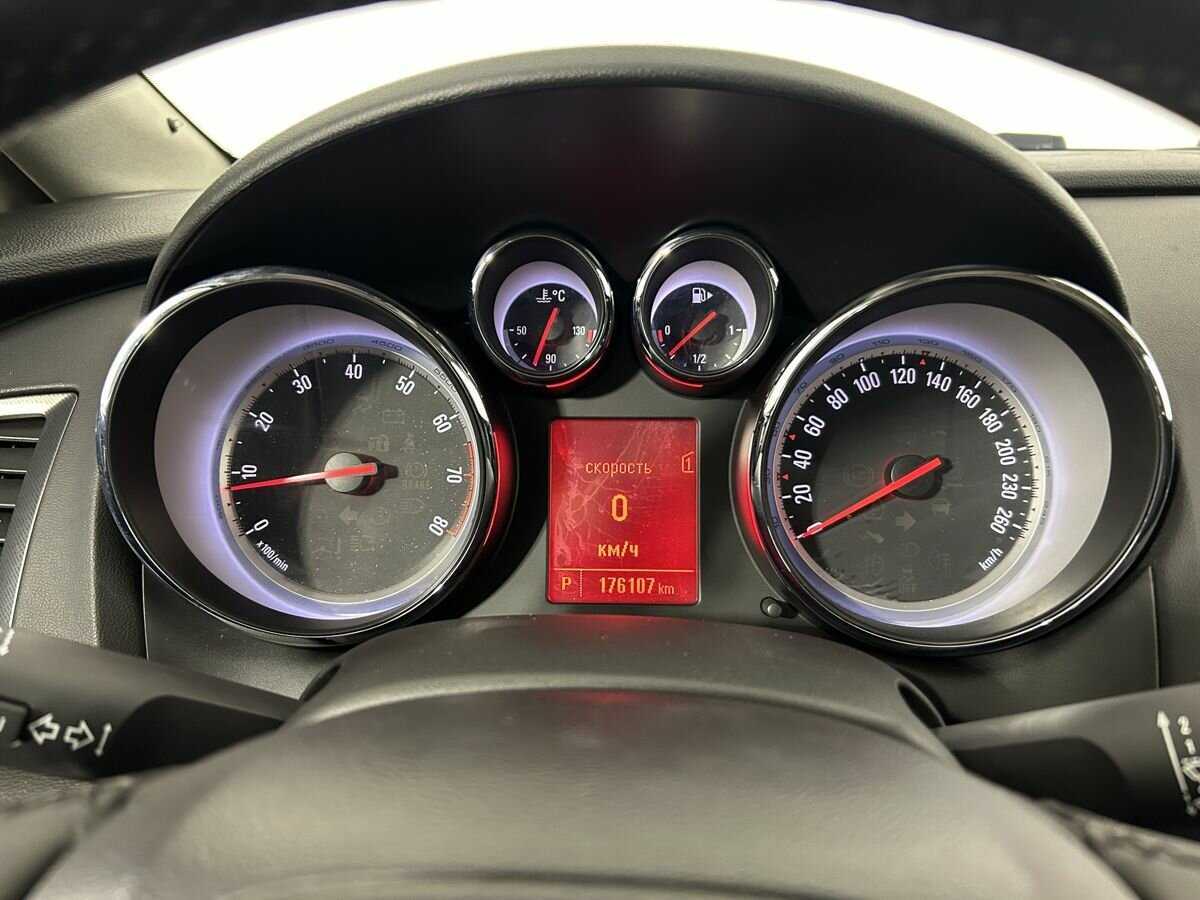 Купить Opel Astra, 2012, 176 107 км, фото №11