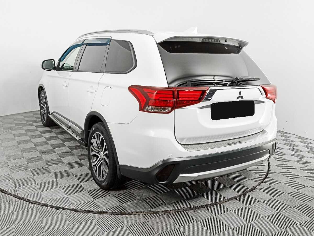 Купить Mitsubishi Outlander, 2018, 167 301 км, фото №7