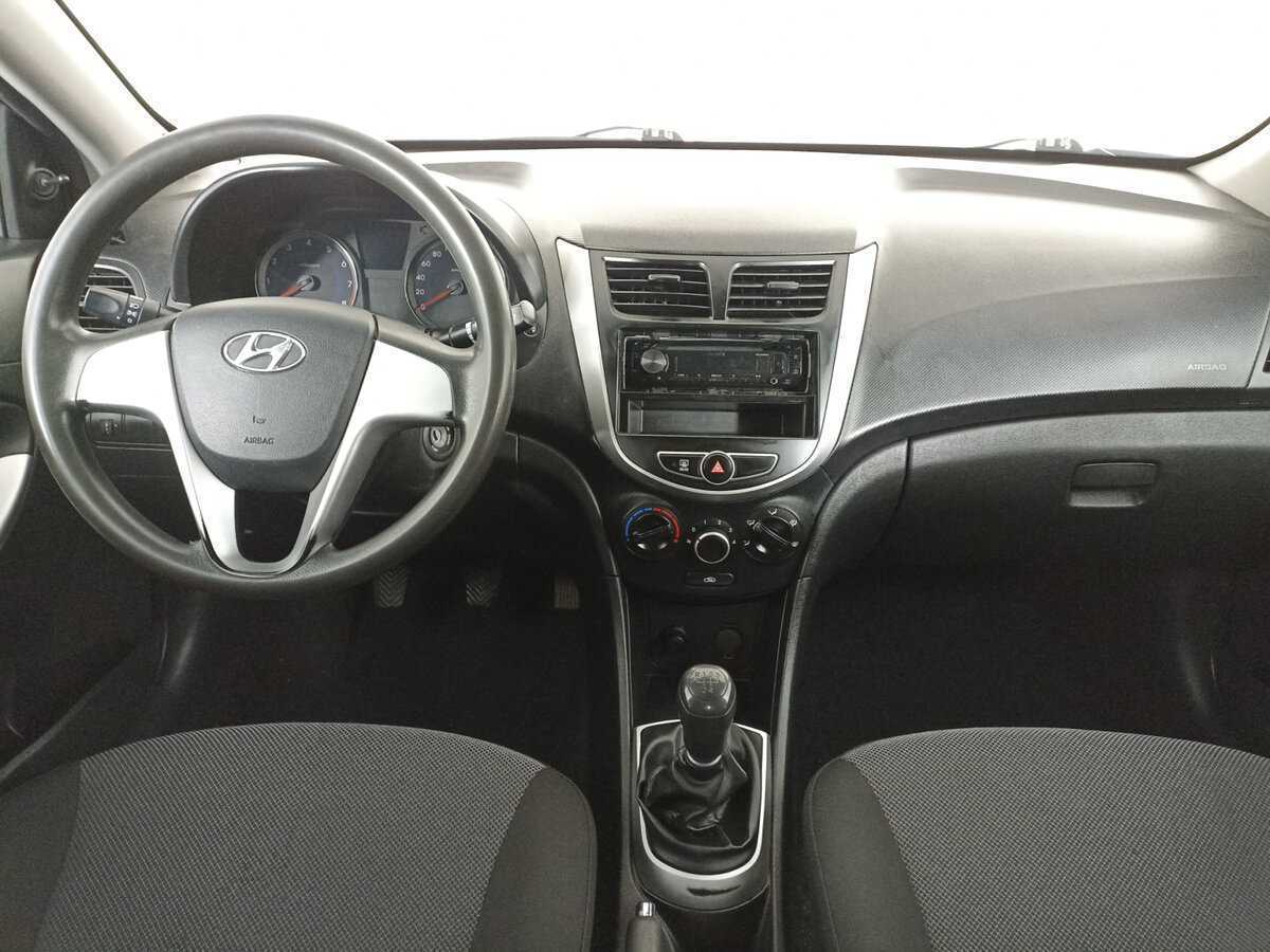 Купить Hyundai Solaris, 2013, 223 137 км, фото №9
