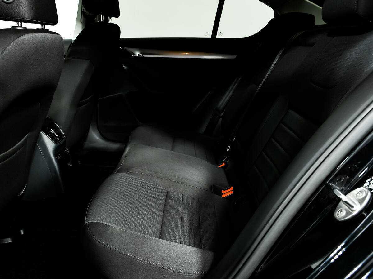 Купить Skoda Octavia, 2016, 131 991 км, фото №12