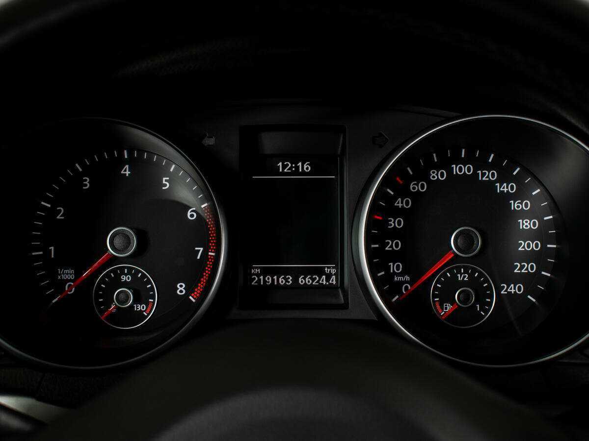 Купить Volkswagen Golf, 2012, 219 160 км, фото №10