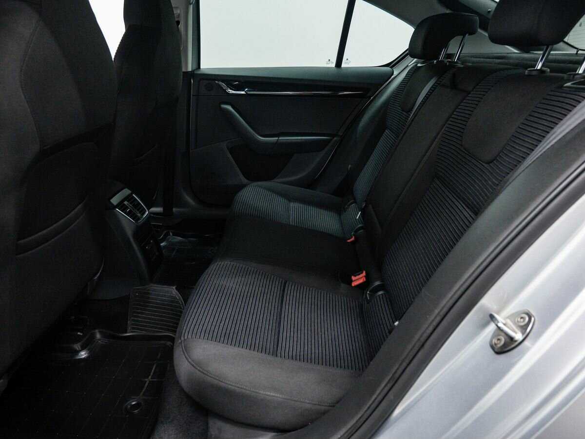 Купить Skoda Octavia, 2015, 259 000 км, фото №9