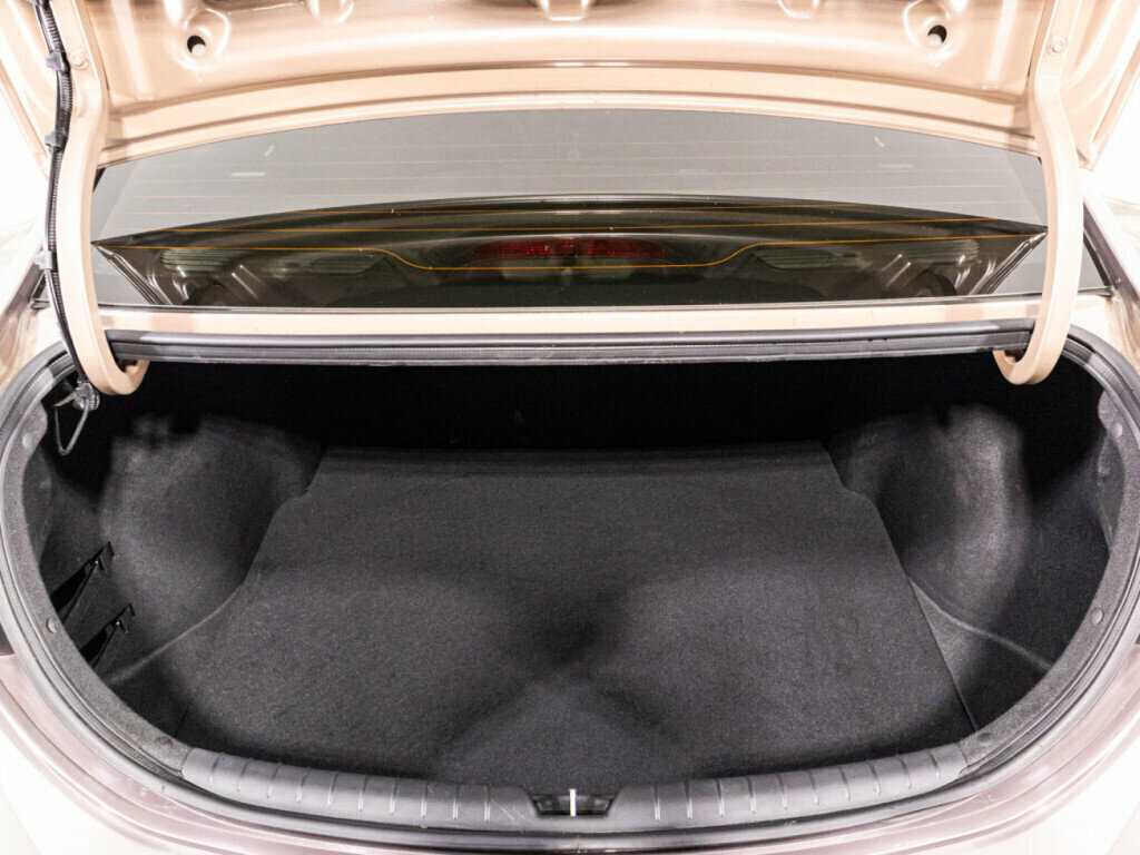 Купить Hyundai Solaris, 2018, 69 341 км, фото №15