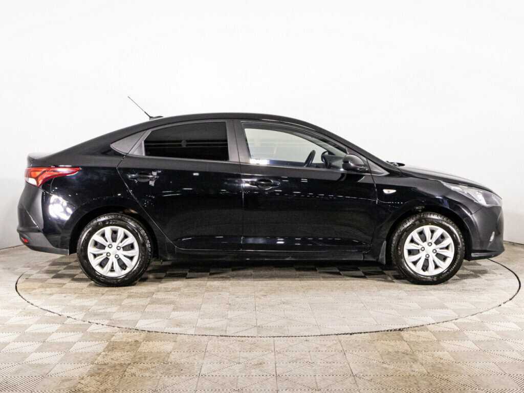 Купить Hyundai Solaris, 2021, 75 876 км, фото №4