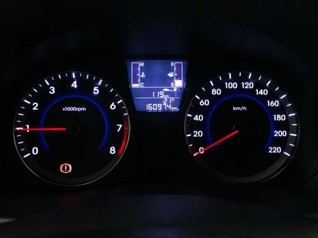 Купить Hyundai Solaris, 2016, 160 973 км, фото №12