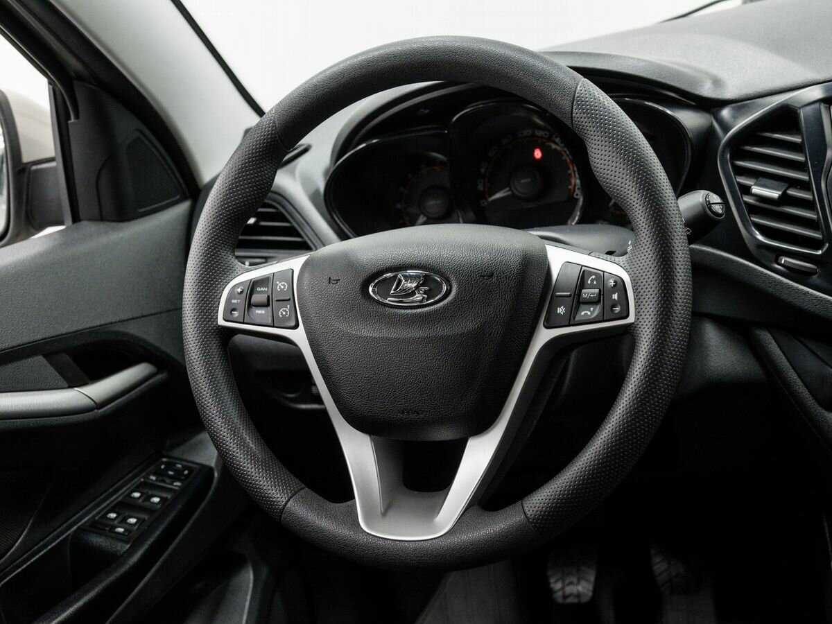 Купить Lada (ВАЗ) Vesta SW, 2019, 47 000 км, фото №12