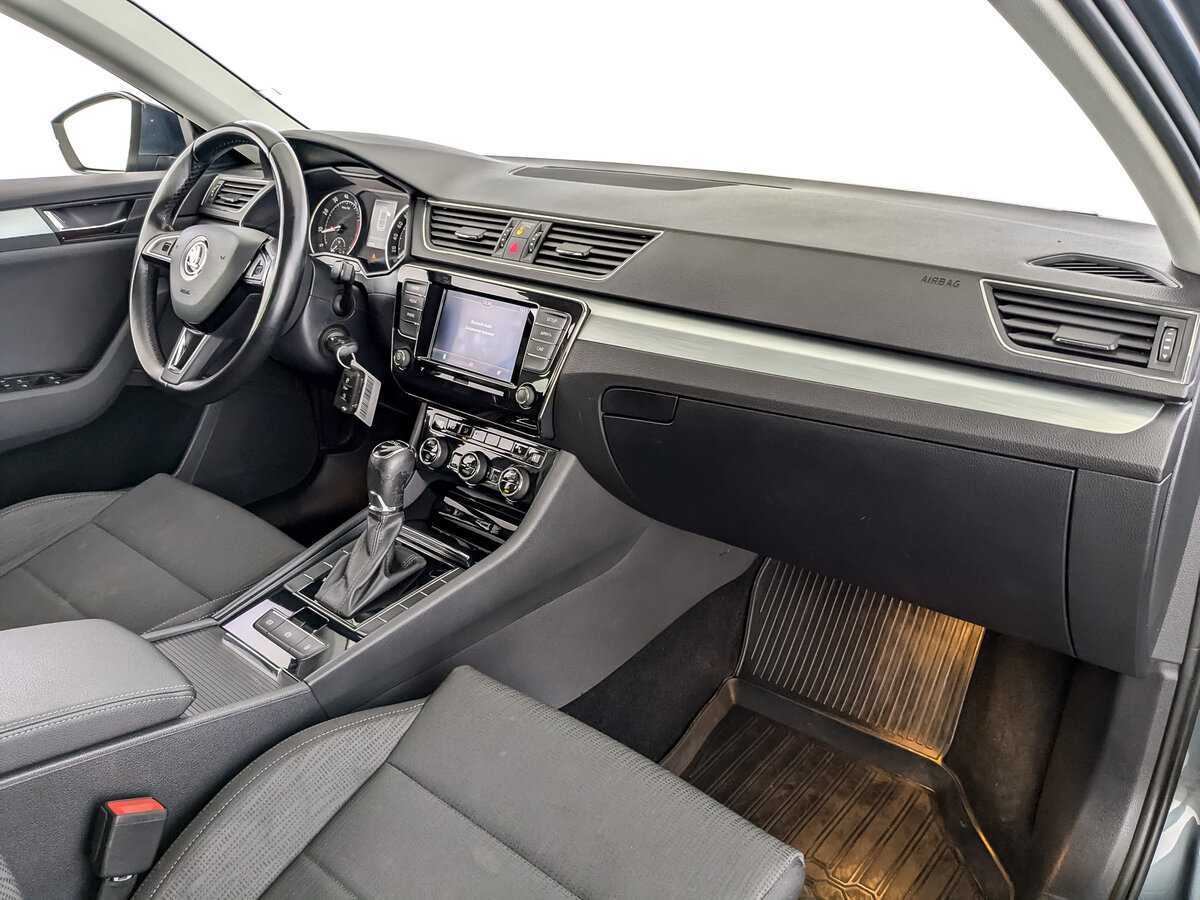 Купить Skoda Superb, 2019, 110 767 км, фото №11